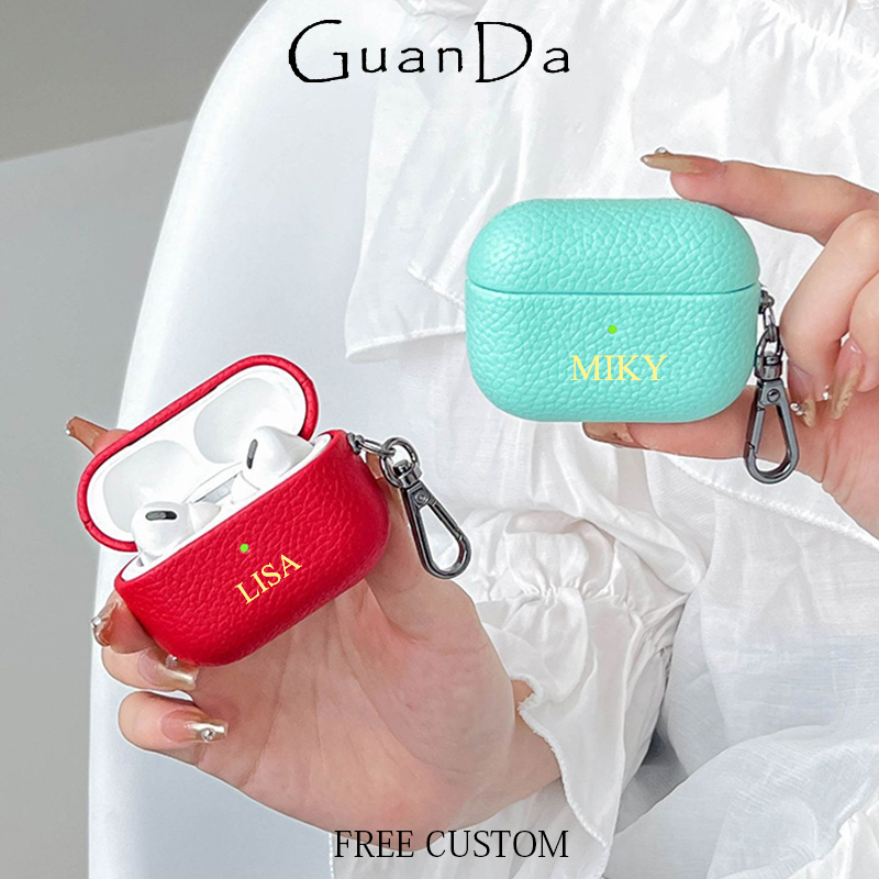 Monogram Keychain Leather - ファッションかわいいミニ DIY イヤホンケースカスタムイニシャル保護 PU レザーイヤホンケースキーホルダー付きカジュアルパーソナライズされたギフト