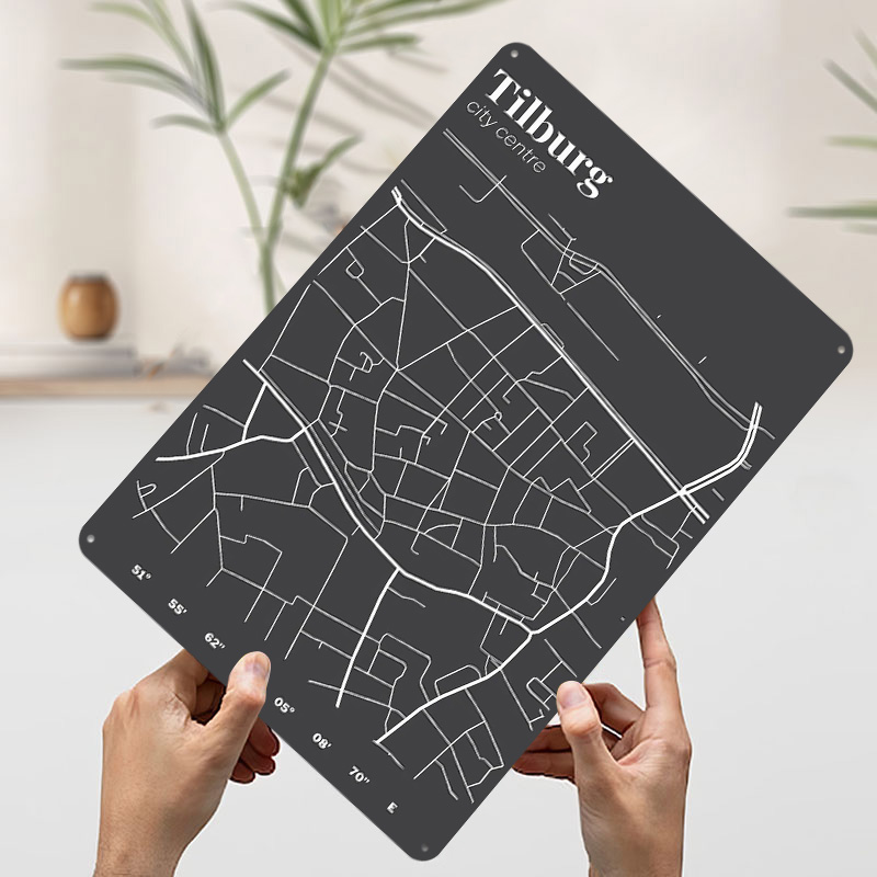 ティルブルグ市中心地地図プリントポスターカスタマイズされたレ - Custom Map Poster のレビューと価格