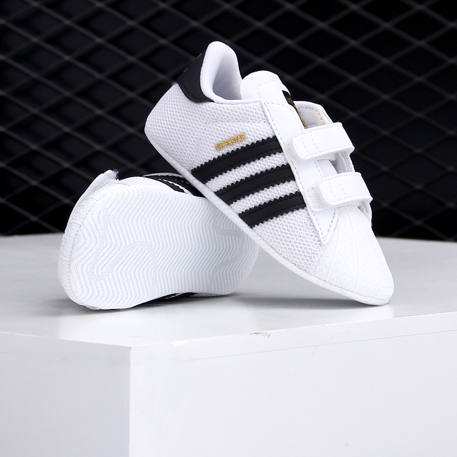 アディダス正規品 SUPERSTAR CRIB 幼児/幼児用 - Adidas Shoes Superstar のレビューと価格