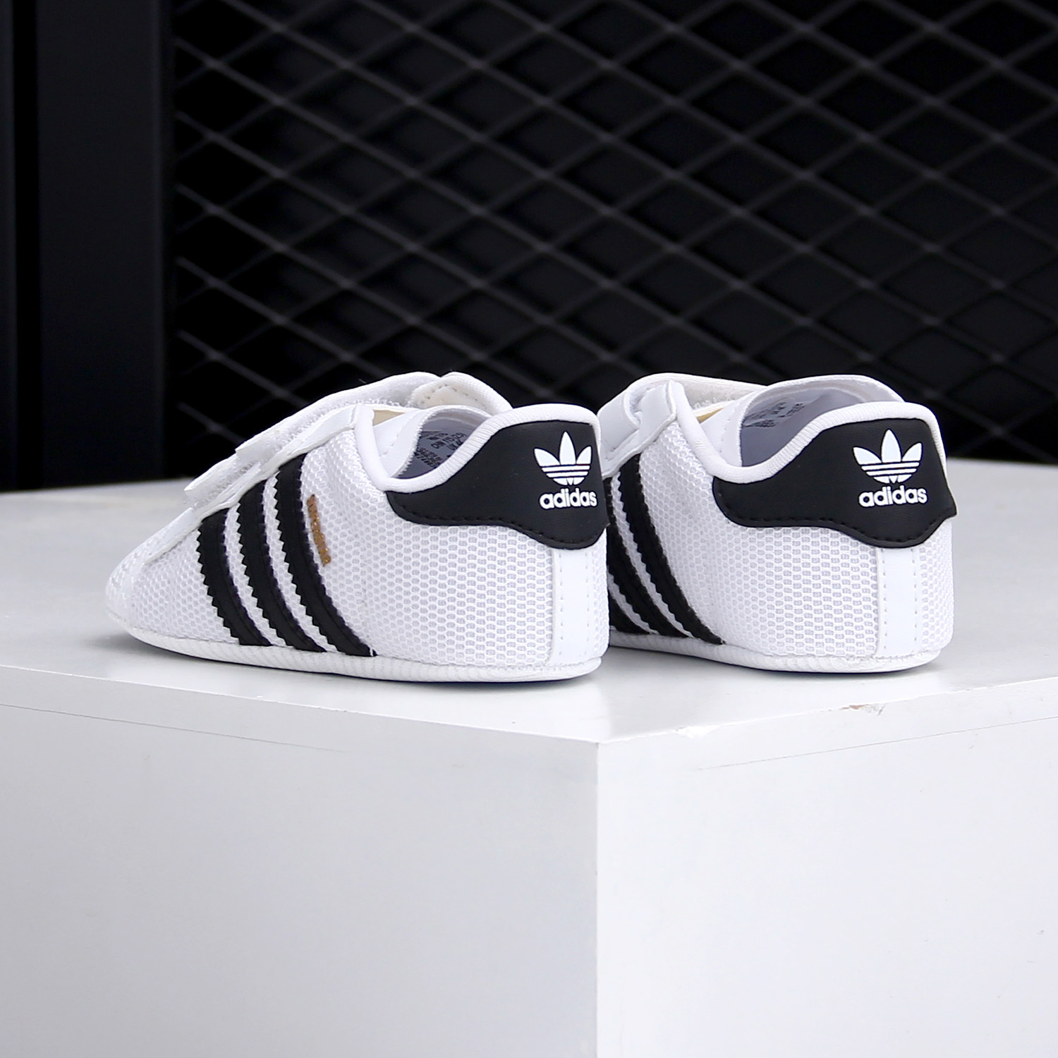 アディダス正規品 SUPERSTAR CRIB 幼児/幼児用 - Adidas Shoes Superstar のレビューと価格