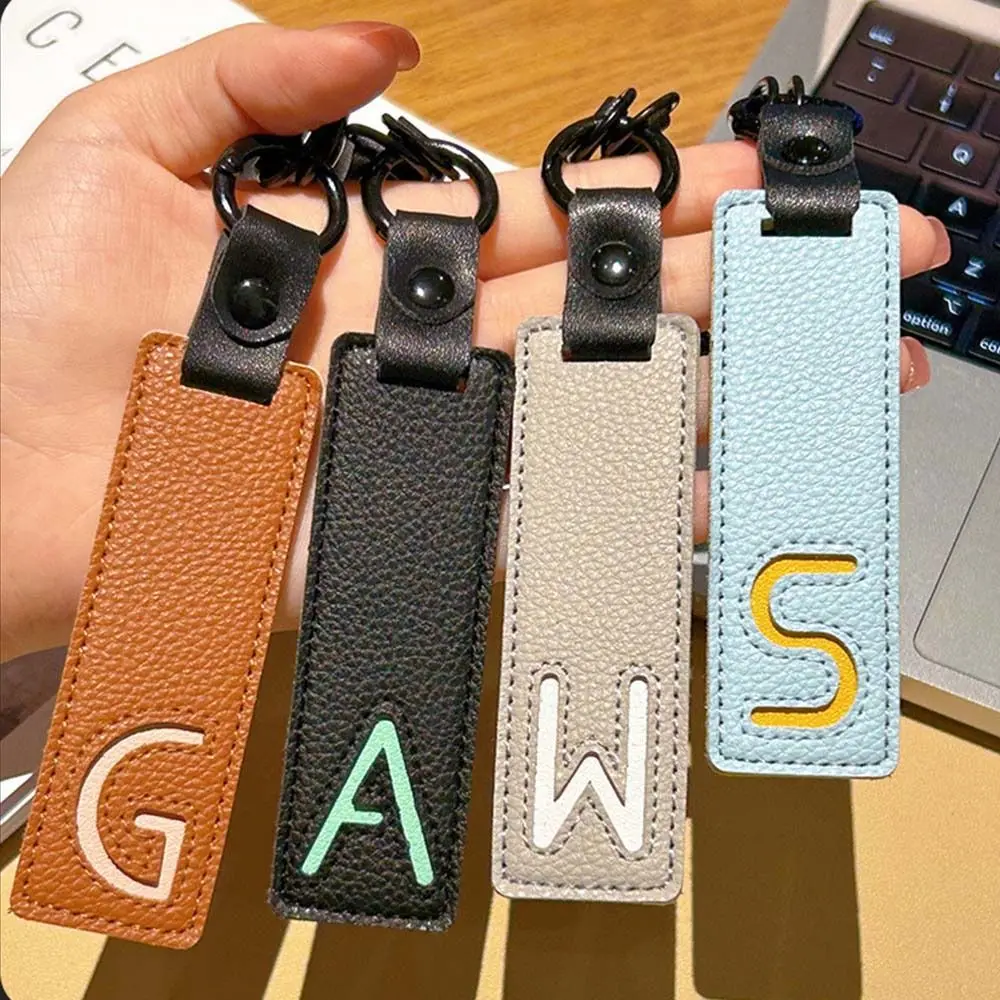 クラシック Pu レザーキーホルダー A-Z 26 イニシャ - Monogram Keychain Leather のレビューと価格