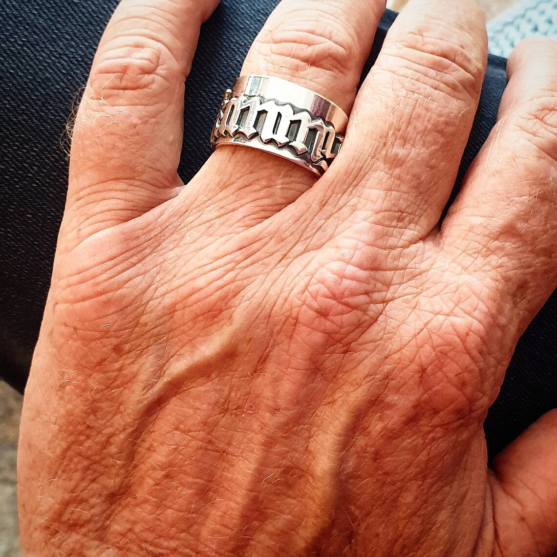 12 ミリメートル男性のゴシックリングパーソナライズされた古 - Initial Ring Custom のレビューと価格